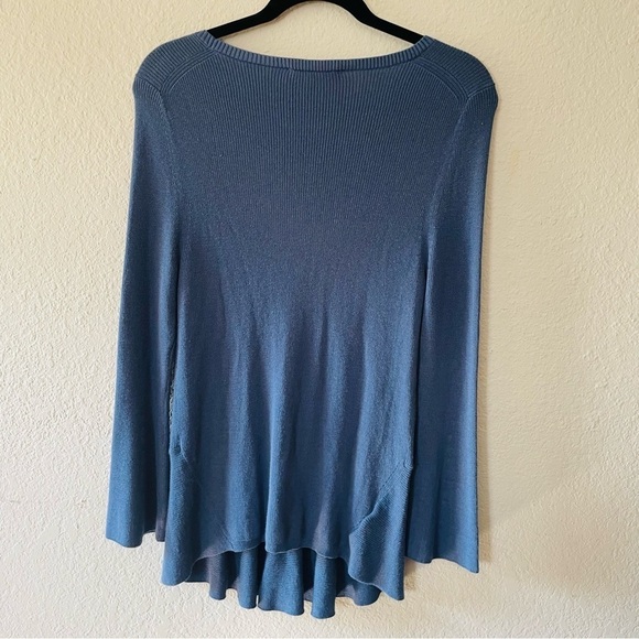 Loft woman's blue long sleeve knit top size S flared feminine hem stretchy - Picture 5 of 10